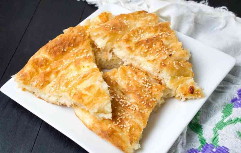 SAVRŠEN RECEPT ZA SLANU LENJU PITU : Za post pun pogodak, ko voli da eksperimentiše sa hranom!