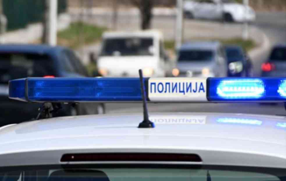 U Surčinu uhapšen muškarac (41) zbog pretnji nožem i ugrožavanja sigurnosti