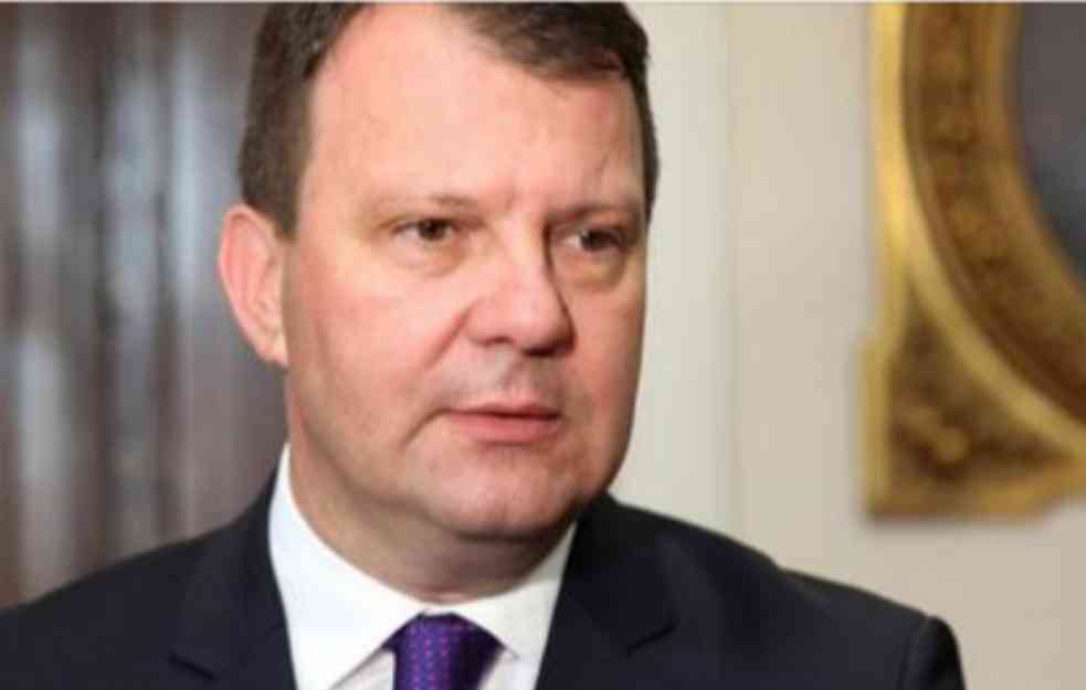 Predsednik Pokrajinske vlade razgovarao o daljem uređenju Sremskih Кarlovaca sa episkopom sremskim Vasilijem