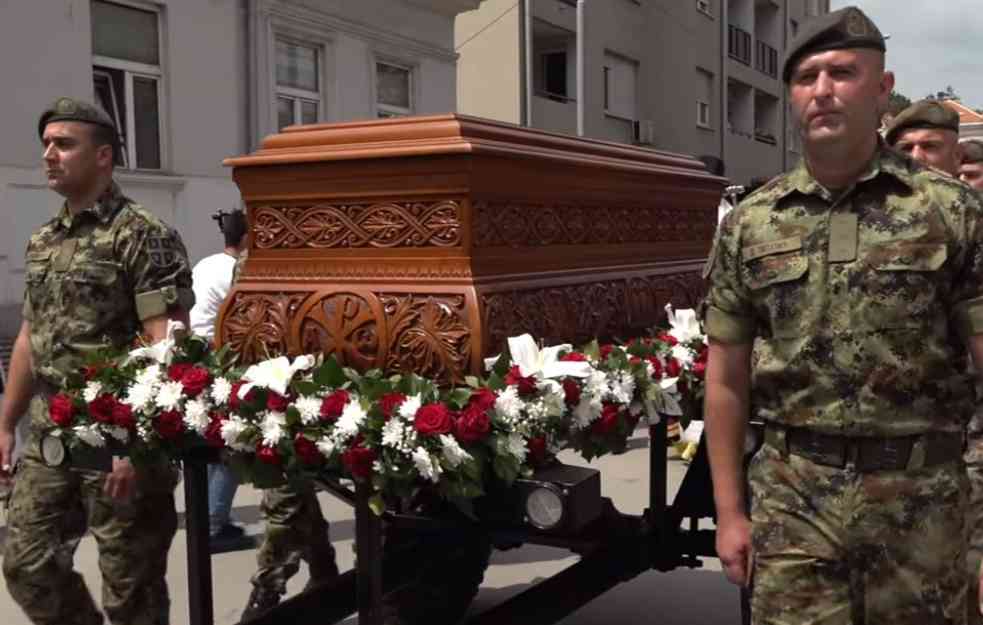 OVO JE TRASA SPASOVDANSKE LITIJE U BEOGRADU: Iznosi se kivot svetog VLADIKE NIKOLAJA! (VIDEO, FOTO)