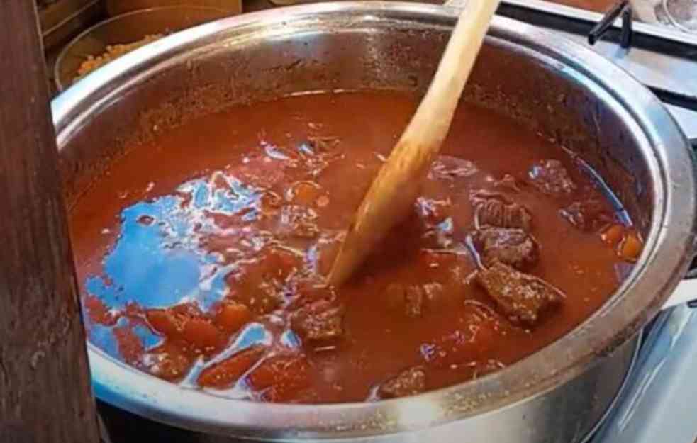 NAPRAVITE PREUKUSNO JELO OD PAPRIKE za samo 15 minuta: Recept je iz KOMŠILUKA! 