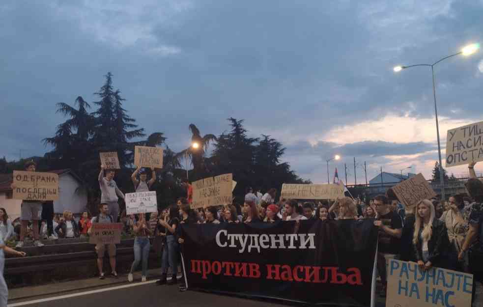 ZAVRŠEN 7. PROTEST SRBIJA PROTIV NASILJA: Organizatori najavili da će ubuduće ŠETATI cela Srbija!