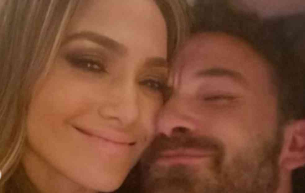 DŽENIFER LOPEZ OBJAVILA FOTKU SVOG MUŽA - GOLOG: Pljušte KOMENTARI (FOTO)