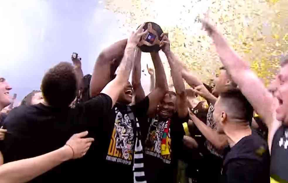 PARTIZAN OSVOJIO ABA LIGU: Crno-beli u majstorici bolji od Zvezde! TITULA POSLE 10 GODINA!  (VIDEO)