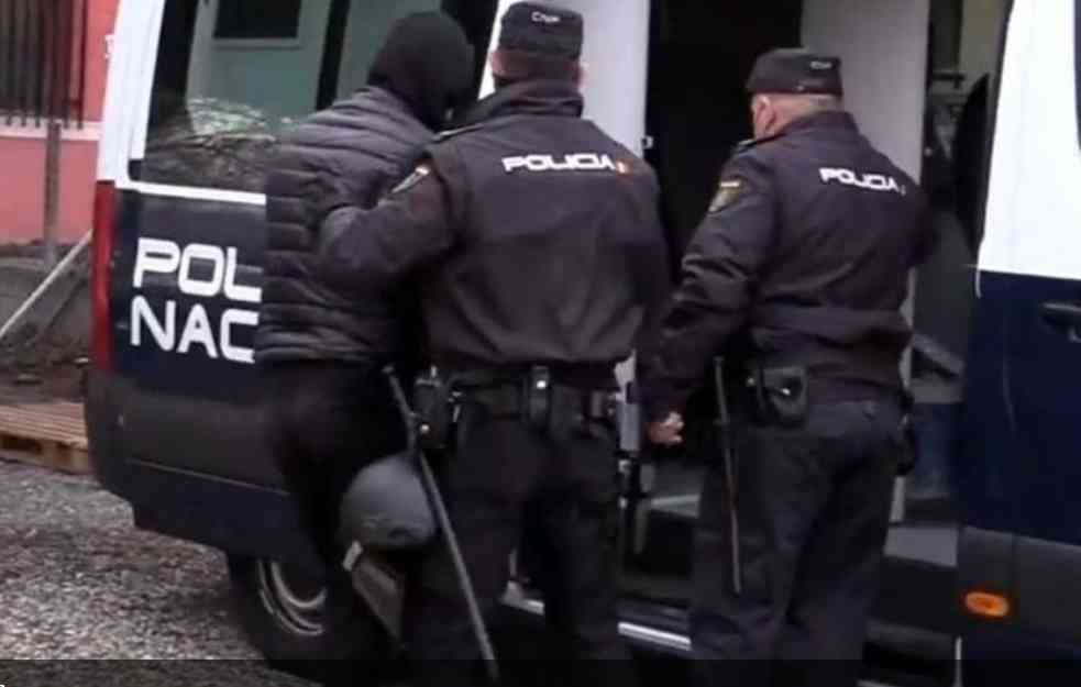 Španska policija zaplenila 98 ukradenih luksuznih automobila: Uhapšeno 66 osoba