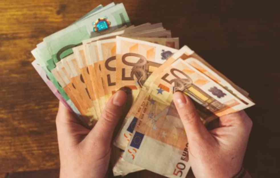 TAJNE PRIVLAČENJA NOVCA: Ako uradite ovo imaćete ga u IZOBILJU!