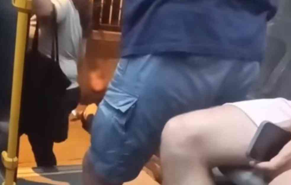 ŽENE SE PESNIČE NA LINIJI 27! Opšti haos u GSP u Beogradu: 