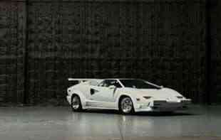 Čuveni bali LAMBORGHINI COUNTACH Leonarda Di Kaprija iz filma „THE WOLF OF <span style='color:red;'><b>WALL STREET</b></span>“ na prodaju