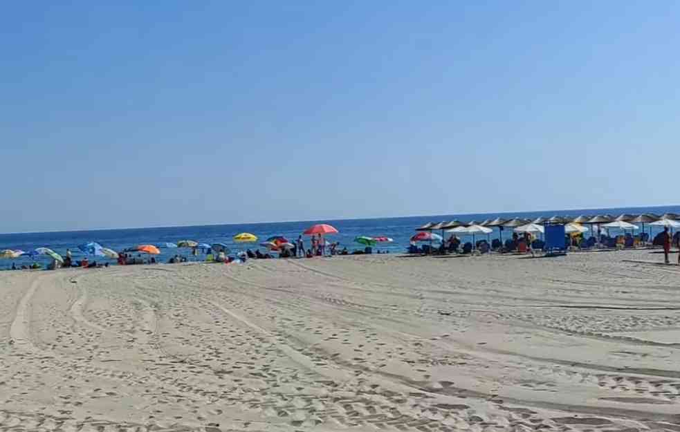 UHAPŠEN PEDOFIL NA OMILJENOJ PLAŽI SRBA: Fotografisao decu u Nei Poriju, a onda ga primetio spasilac