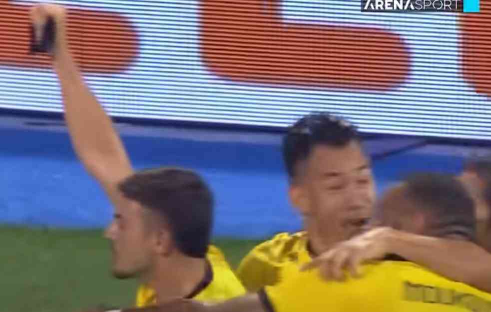 AEK SLAVIO NA NEONACISTIČKOM STADIONU U ZAGREBU: Potresne reči u spomen na UBIJENOG navijača! (VIDEO)