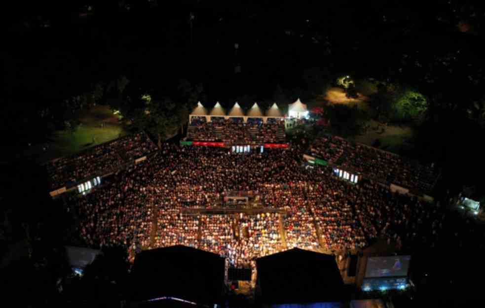 CIRKUS: TRICKY PRETIO SAMOUBISTVOM, PA HTEO DA NASTUPI SA TRUBAČIMA?! Šta se zapravo dogodilo završne večeri “Nišvila”