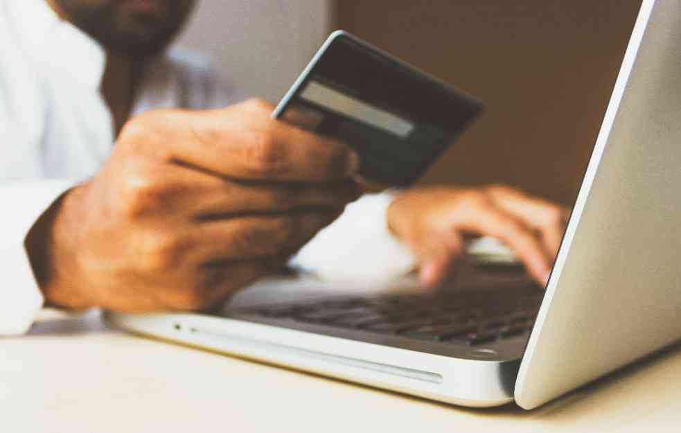 Azijski modni brend nadmašio po prodaji Amazon i Volmart