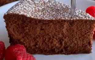 <span style='color:red;'><b>RAFAELO</b></span> TORTA SA MALINAMA: Poslastica koja krcka