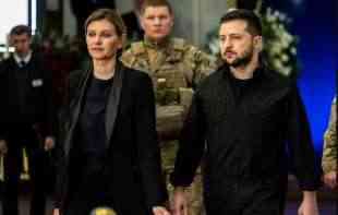 Srednjoškolska ljubav: <span style='color:red;'><b>Prva dama</b></span> Ukrajine o uticaju rata na porodični život 