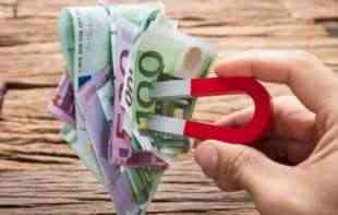 TRI STVARI KOJE ĆE PRIVUĆI IZO<span style='color:red;'><b>BILJE</b></span> U VAŠ DOM: Jednostavni trikovi zbog kojih će novac početi da se LEPI ZA VAS