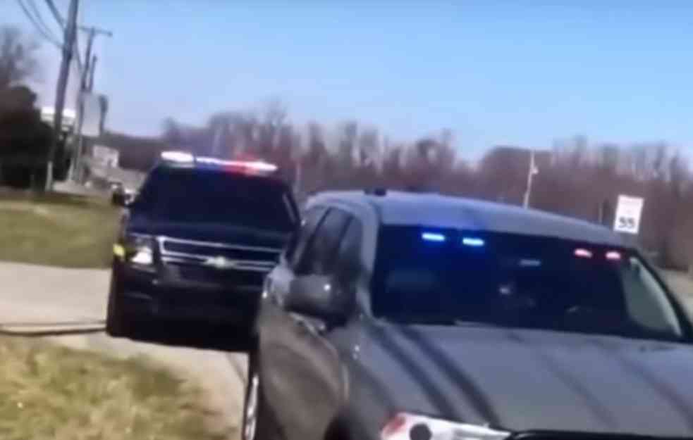 Američka policija mora da isplati 50.000 dolara muškarcu koji je upozoravao vozače na radar