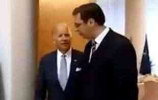 VUČIĆ SA SUPRUGOM KOD BAJDENA: Potvrdili smo <span style='color:red;'><b>privrženost</b></span> unapređenju odnosa