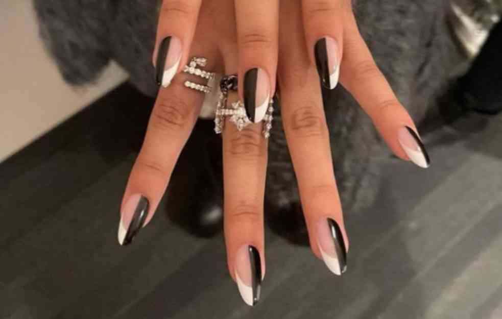 TUXEDO ili SMOKING manikir elegantni trend crno bele boje 