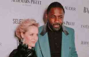 Britanski glumac Idris Elba priznao da redovno ide na psiho<span style='color:red;'><b>terapije</b></span>: Evo i zašto 