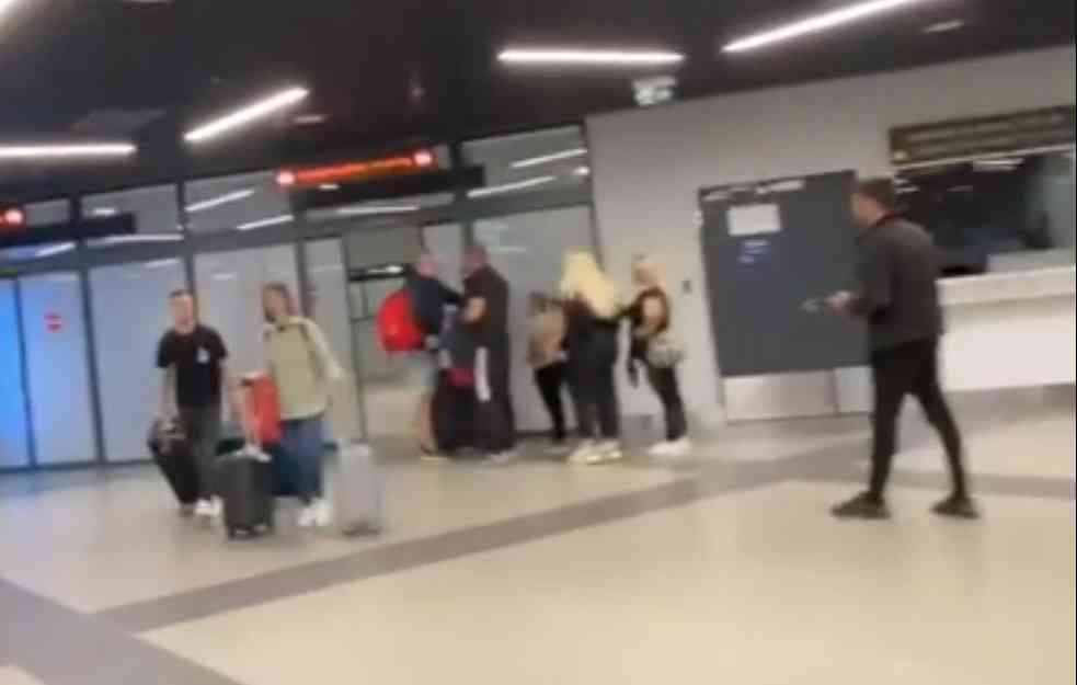 EVAKUISANA JOŠ JEDNA GRUPA SRPSKIH DRŽAVLJANA IZ IZRAELA: Sleteo i peti avion na beogradski aerodrom Nikola Tesla