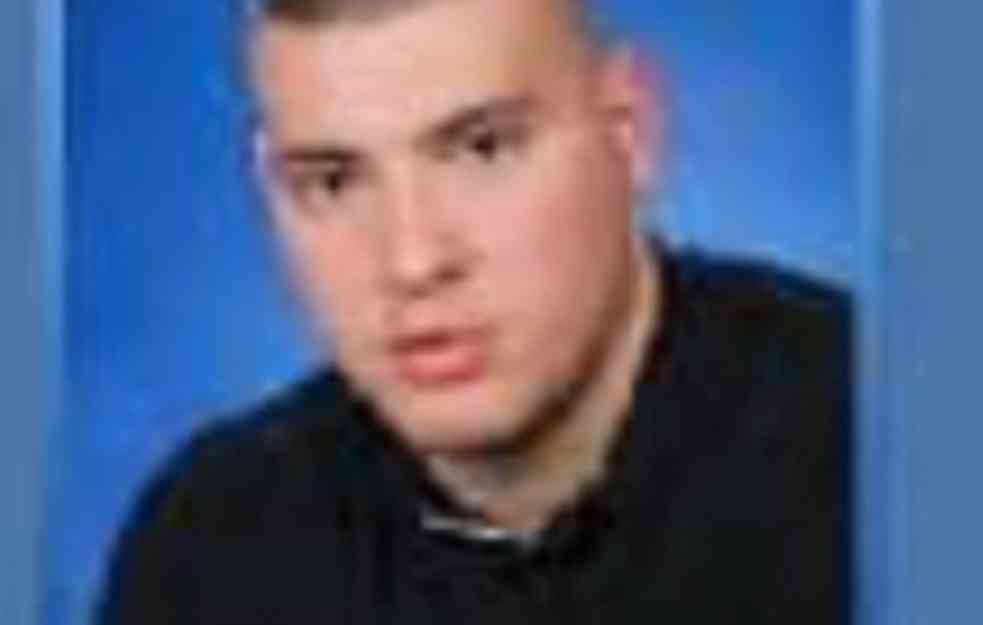 POZADINA UBISTVA FILIPA (21) IZ SUBOTICE: Policija traga za dvojicom mladića! 