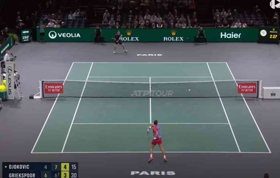 ĐOKOVIĆ SE VRATIO S IVICE PORAZA: Nole jači od Holanđanina i sramne pariske publike! Večeras (19.30) protiv Runea (VIDEO)