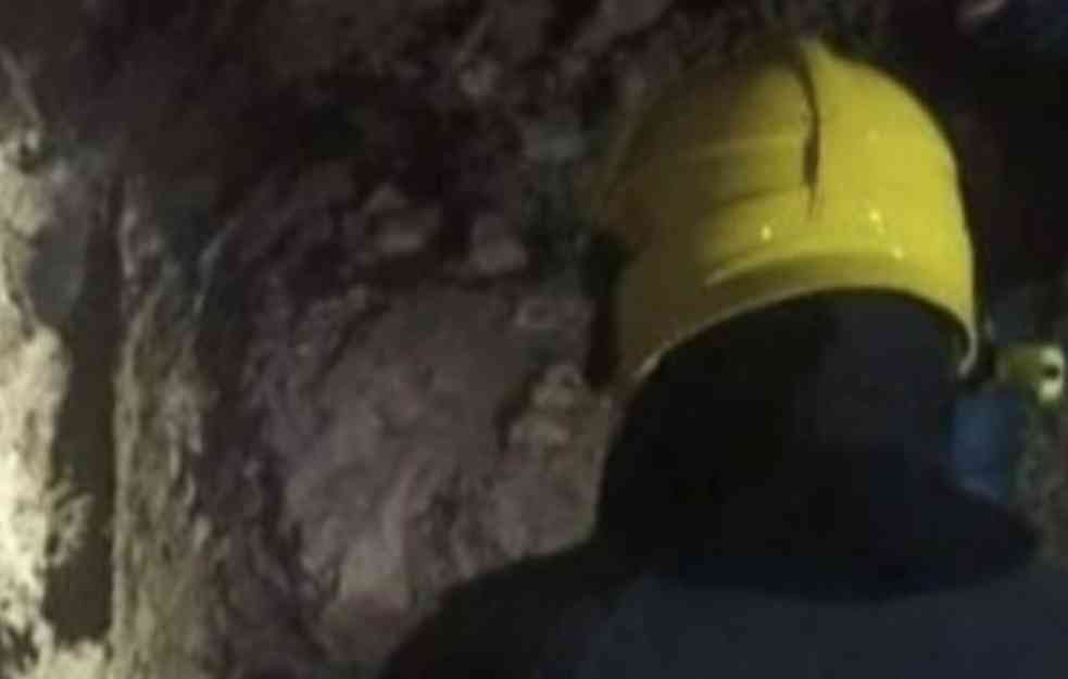 SAM SEBE OTKOPAVAO ISPOD TRI METRA ZEMLJE: Spasilac iz Vladimiraca otkrio detalje drame spasavanja radnika (28)! STRADAO NEMAC! (FOTO)