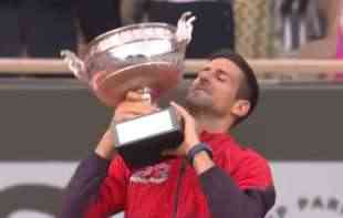 BIĆE SRUŠEN I KONORSOV REKORD, NE SUMNJAJTE U TO: Nole osvaja 110 <span style='color:red;'><b>trofej</b></span>a! IDEEEEMOOOOOO!