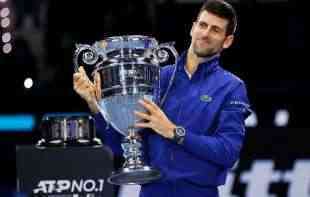 Novak zatresao <span style='color:red;'><b>trofej</b></span> u Torinu, pa ga POLOMIO (VIDEO)