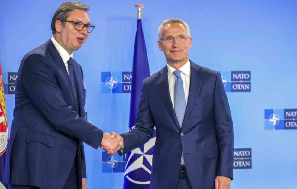 VUČIČ NAKON SASTANKA SA STOLTENBERGOM: Zapad samo zanima Banjska 