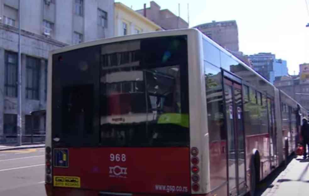POSLE GAĐANJA AUTOBUSA JABUKAMA, JAJIMA I KAMENJEM, DECA SADA RADE OVO: Vozači i putnici na mukama zbog bezobraznih dečaka!