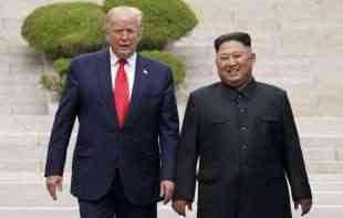 TRAMP: Kim Džong Un je pametan <span style='color:red;'><b>momak</b></span>
