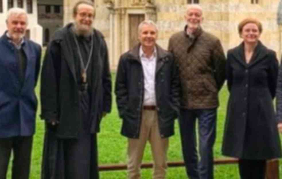 NEMCI POKUŠAVAJU DA OPRAVDAJU SVOG SRAMNOG AMBASADORA: Nazvao srpsku svetinju Dečane 