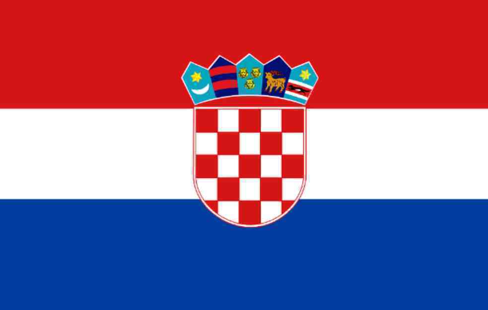 SKANDAL U HRVATSKOJ : Pravoslavna crkva išarana ustaškim i nacističkim simbolima