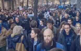 Danas ponovo <span style='color:red;'><b>protesti studenata</b></span> ispred Ministarstva državne uprave u 12h