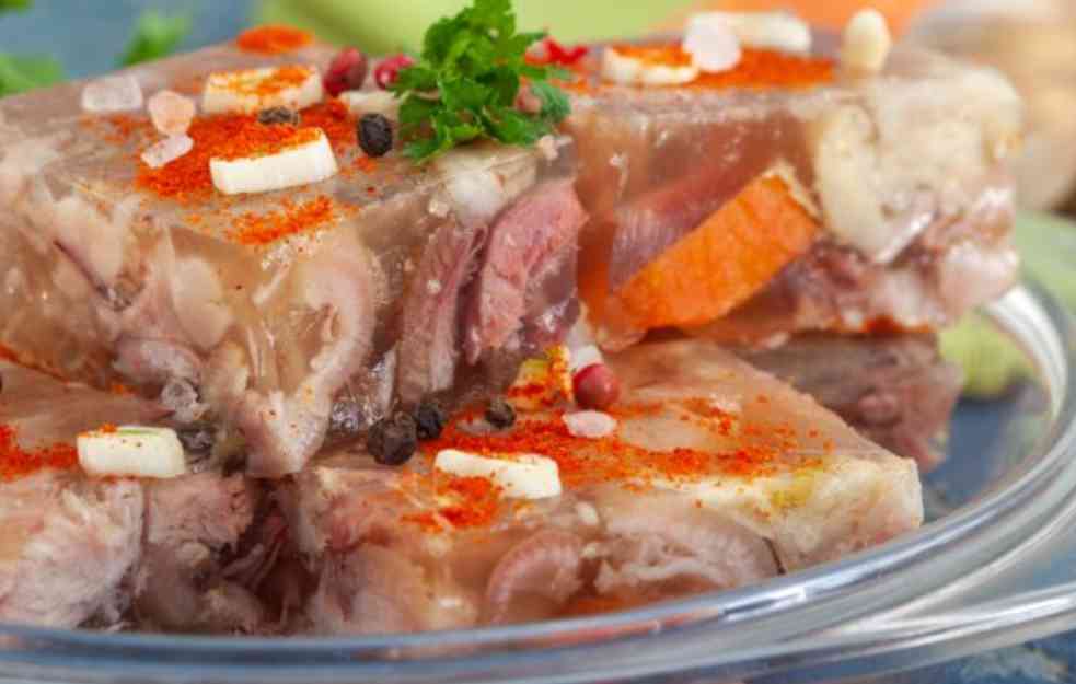 Tradicionalno jelo koje je prirodni izvor kolagena! Mnogi ih ne vole, a one su spas za kožu i zgobove!