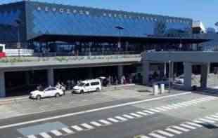 DRAMA OKONČANA: Stiglo zvanično <span style='color:red;'><b>izvinjenje</b></span> svim putnicima na  aerodrom Nikola Tesla 