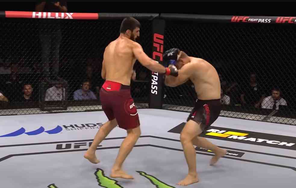 MMA borac iz Rusije pao sa 10 sprata: Lekari se bore za život
