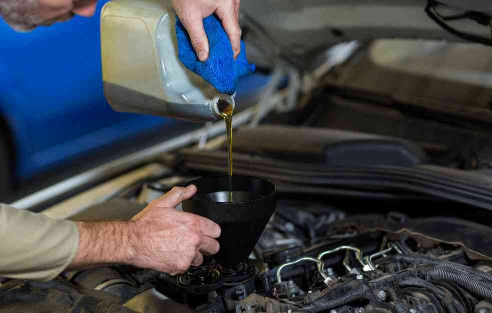 Kako da utvrdite da u automobilu nema dovoljno rashladne tečnosti?