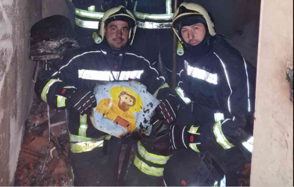 KUĆU PROGUTAO PLAMEN,  crtež Svetog Save NIJE IZGOREO (FOTO)
