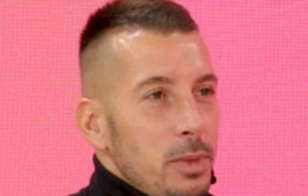 SVE JE LAŽ: Oglasio se fudbaler Nikola Petković posle napada na Nemanju Bjelicu u igraonici (VIDEO)