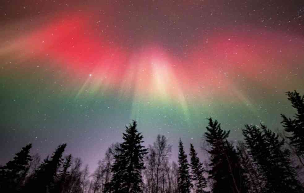 NAUČNICI OČEKUJU ASTRONOMSKI FENOMEN: Ovo će pogoditi Zemlju