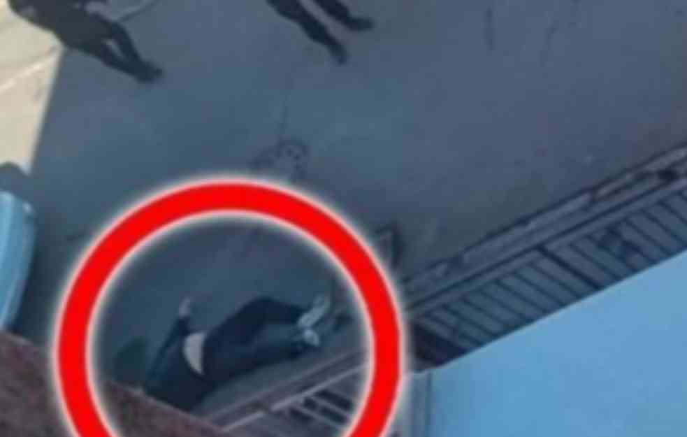UŽAS U ZEMUNU: Komšija ubio komšiju (39)! (FOTO)