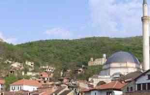 SVEŠTENIK NAPADNUT U <span style='color:red;'><b>PRIZREN</b></span>U: Napadač mu savio ruku, ubrzo uhapšen