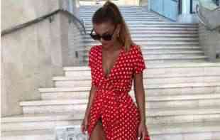 Ovo su haljine za kojima će sve poludeti na proleće: Lepršave i u<span style='color:red;'><b>pečat</b></span>ljive!