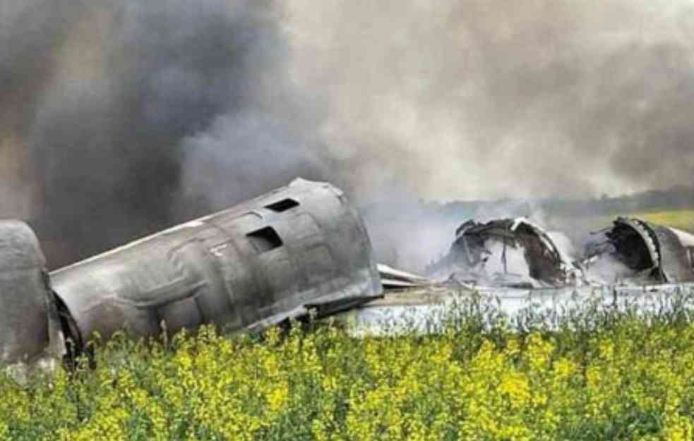 ŠOK ZA MOSKVU! UKRAJINA TVRDI DA JE SRUŠILA RUSKI AVION: Moćni bombarder upao u zasedu, poginuo pilot! (VIDEO, FOTO)