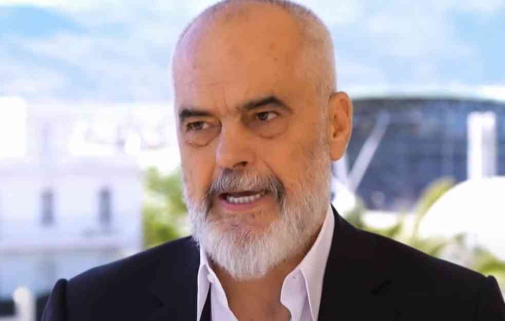 Edi Rama doživeo totalno pomračenje u prenosu uživo: 