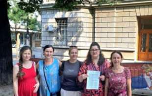 PREDSEDNIČE SRBIJE, STANITE ODMAH SA <span style='color:red;'><b>BEZAKONjE</b></span>M, IZDAJOM NACIONALNIH INTERESA I UGROŽAVANjEM NACIONALNE BEZBEDNOSTI! 