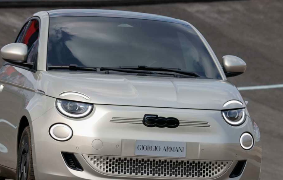 Fiat i Armani zajedno napravili remek-delo: Novi automobil sa potpisom italijanskog stiliste (FOTO)