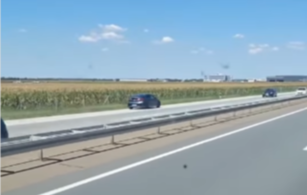 VOŽNJA U KONTRA SMERU: Jeziva scena na auto-putu Beograd - Novi Sad (VIDEO)